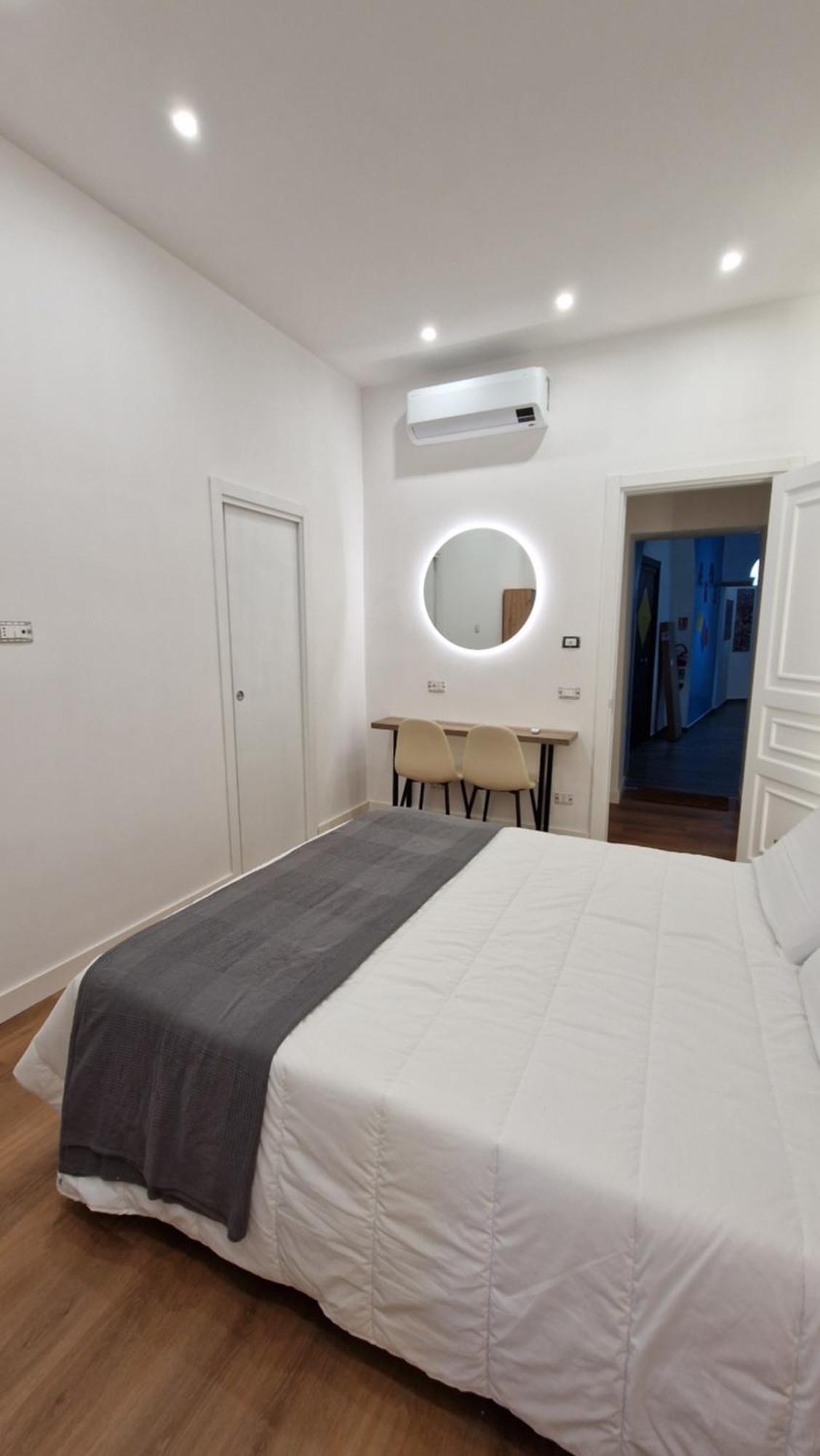 B&B City Center เนเปิลส์ ห้อง รูปภาพ